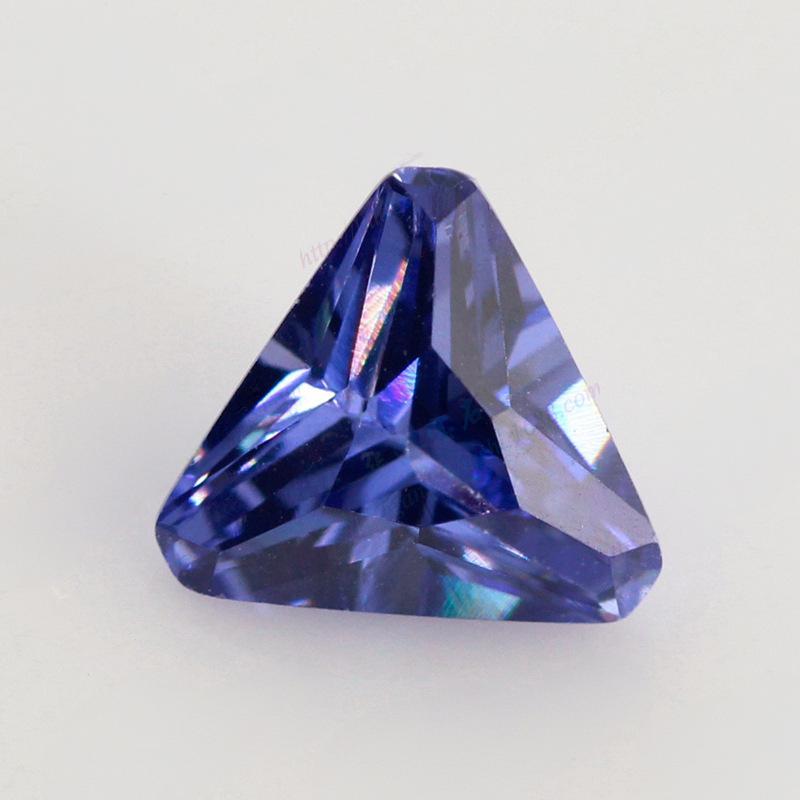 坦桑兰三角形倒角锆石裸石 倒三角坦桑蓝人造CZ皓石戒面