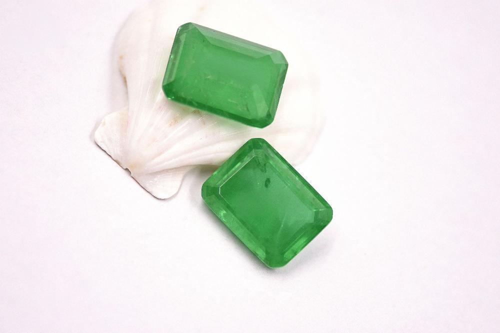 天然水晶合成浅色祖母绿 正方倒角5x5-15x15有现货