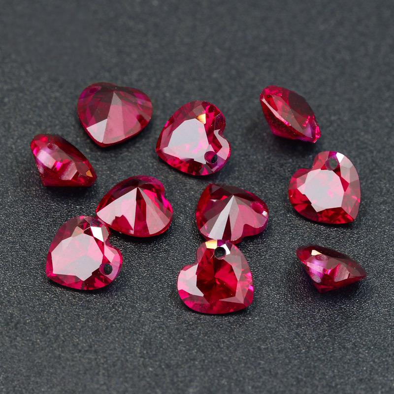 孔心形8#红刚玉戒面裸石 打孔鸽血红Ruby合成红宝石