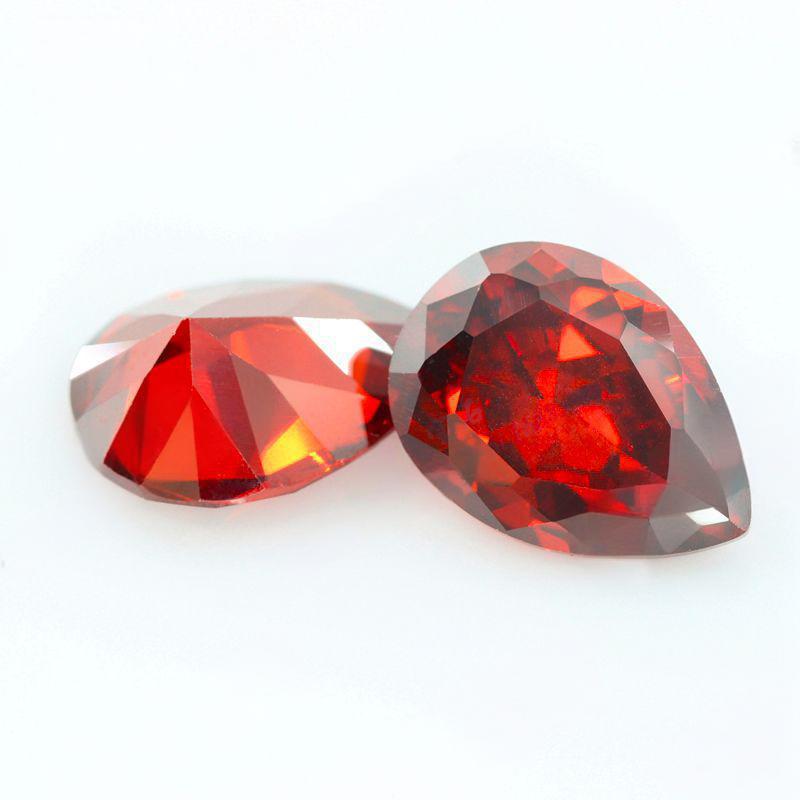 梨形石榴红色锆石裸石批发 水滴形大红色人造红宝石戒面