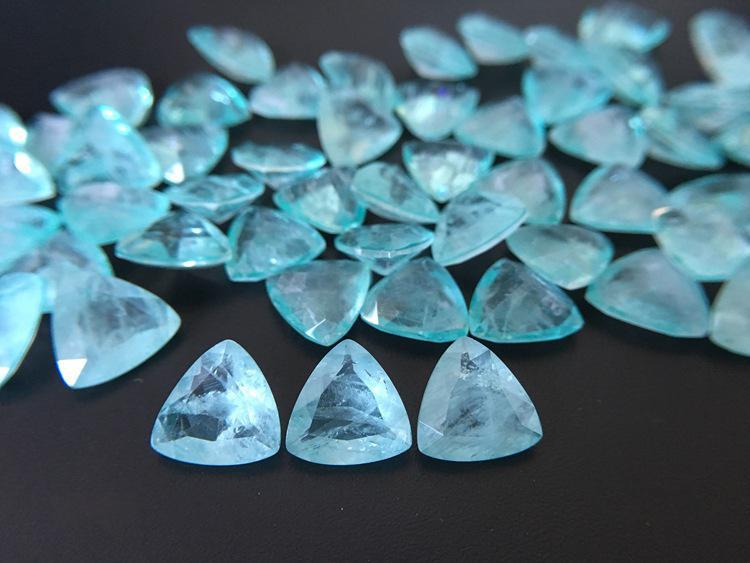 肥三角天空蓝天然水晶粘贴含棉絮双层石 定制尺寸