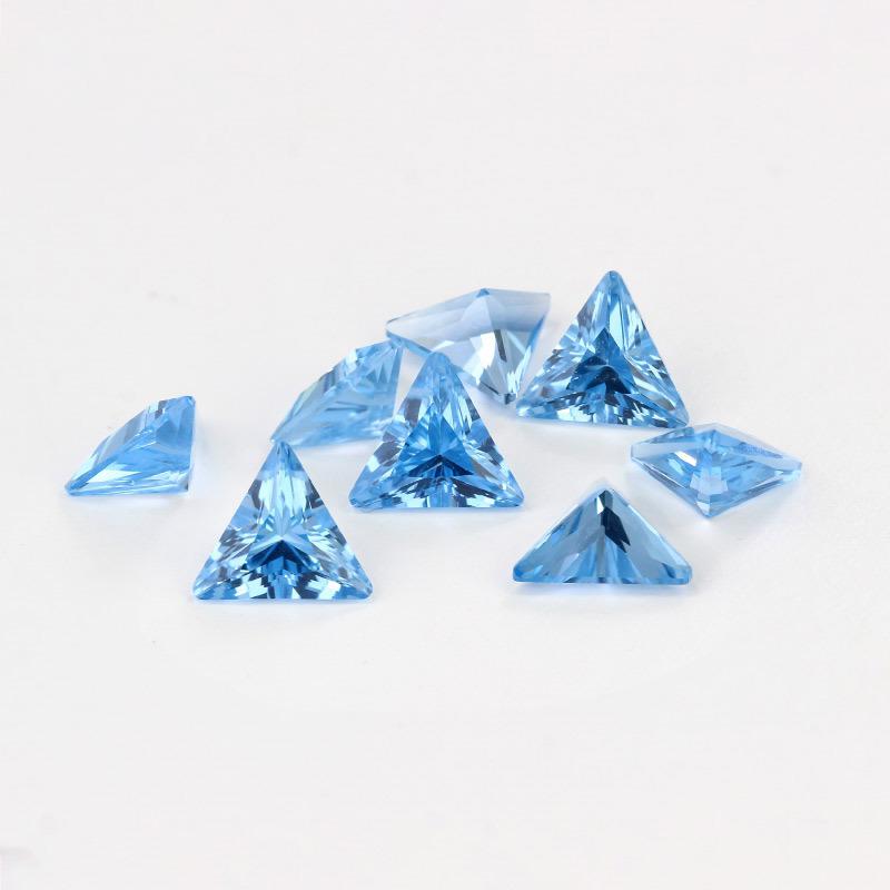 直三角108#蓝尖晶戒面裸石尖底 三角形人造尖晶蓝宝石
