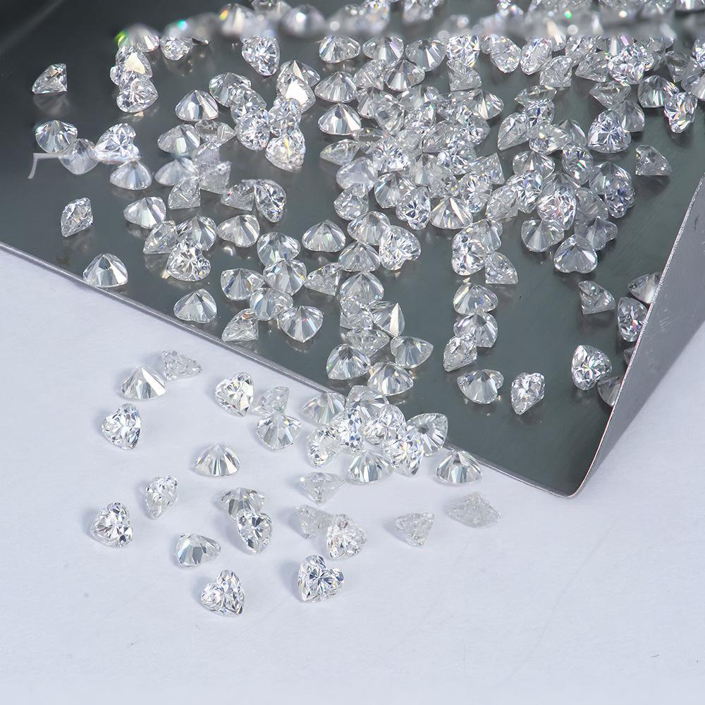 DEF色超白莫桑厘石心形碎钻高定首饰高奢钟表配石迷你异形莫桑钻