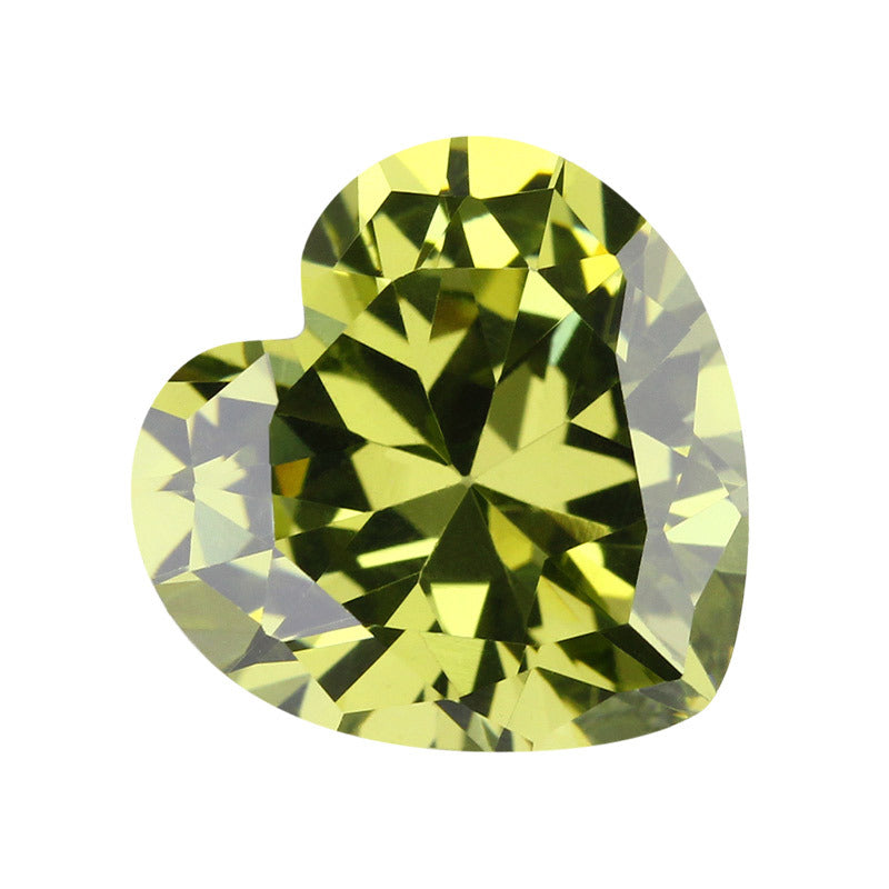 心形浅橄榄绿色锆石 人工彩色尖底CZ皓石裸石戒面批发