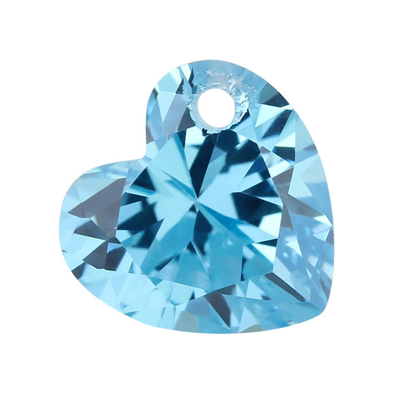 右边单孔桃心形浅海蓝色锆石裸石 打孔心形人造浅海兰色