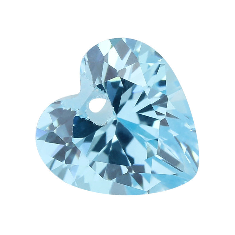 中间单孔桃心形浅海蓝色锆石裸石 打孔心形人造带孔皓石
