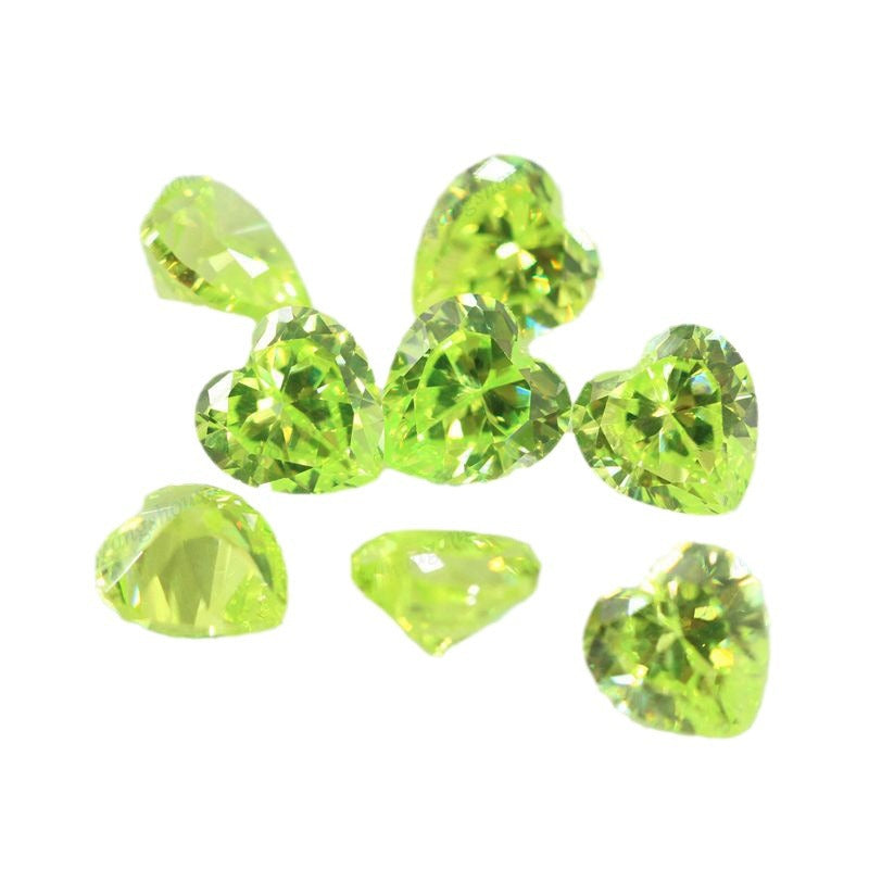 心形苹果绿色锆石裸石 人造尖底CZ皓石彩色宝石饰品