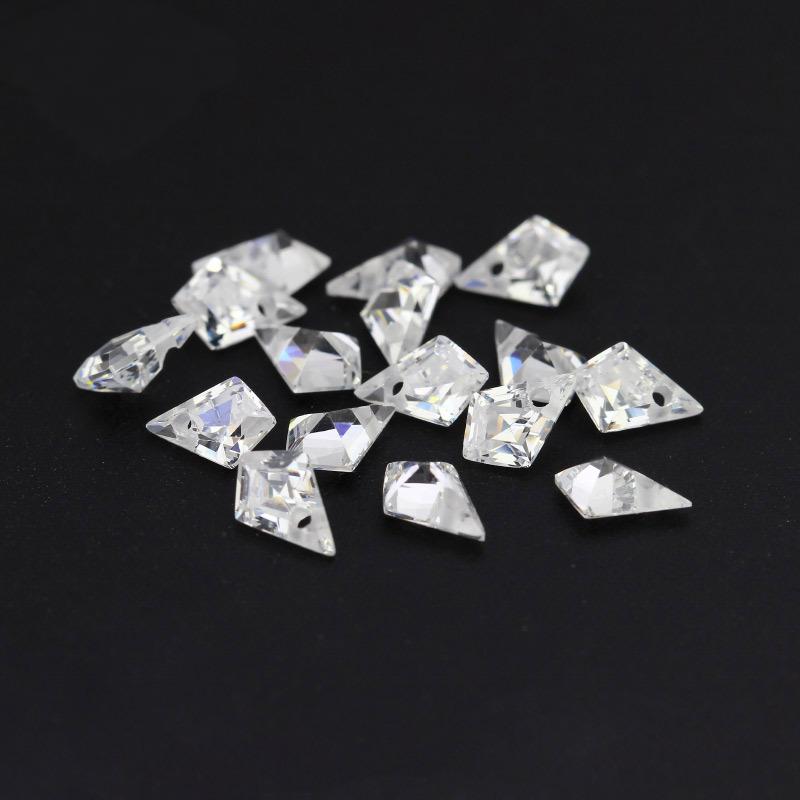 窄头单孔白色合成立方氧化锆石裸石 风筝形异形耳钉戒面