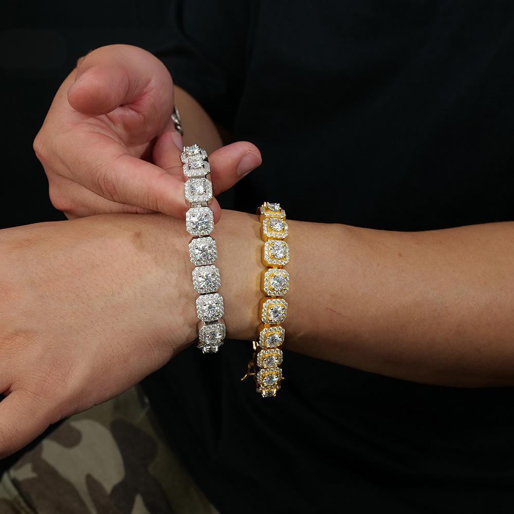 跨境2025新款方糖古巴手链高级感莫桑石围镶男女情侣礼物轻奢满圈