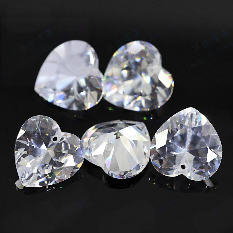 5A中间孔白色心形锆石单孔裸石 人造尖底宝石批发打孔