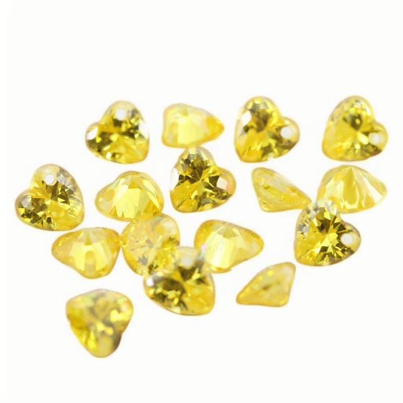 桃心形金黄色锆石单孔裸石 心形戒面尖底合成CZ宝石带孔