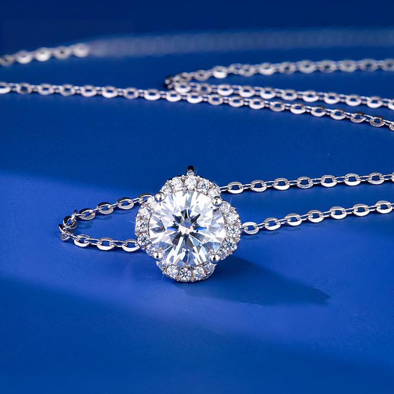 S925纯银莫桑石项链吊坠女生时尚百搭简约锁骨链