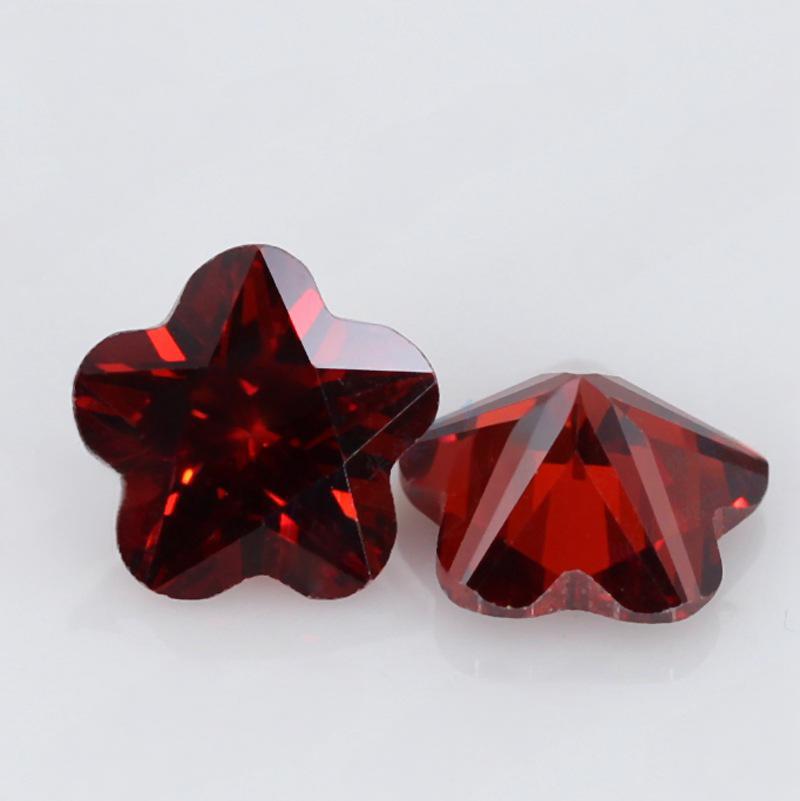 石榴红色五角形梅花锆石裸石 大红色人造宝石皓石戒面