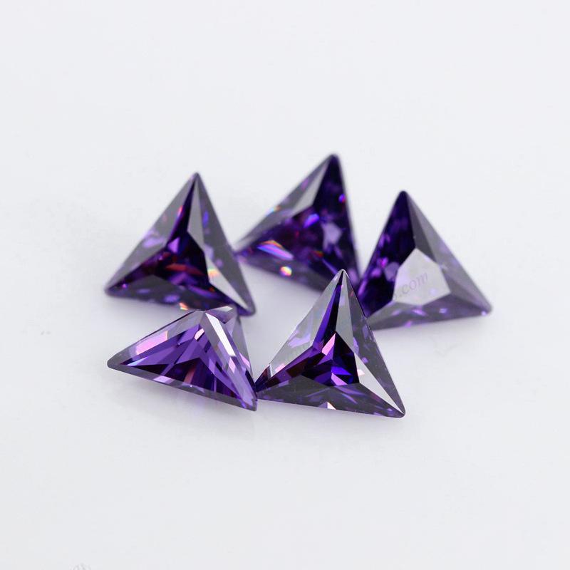 三角形直角紫蓝锆石裸石 直三角紫罗兰尖底皓石戒面批发