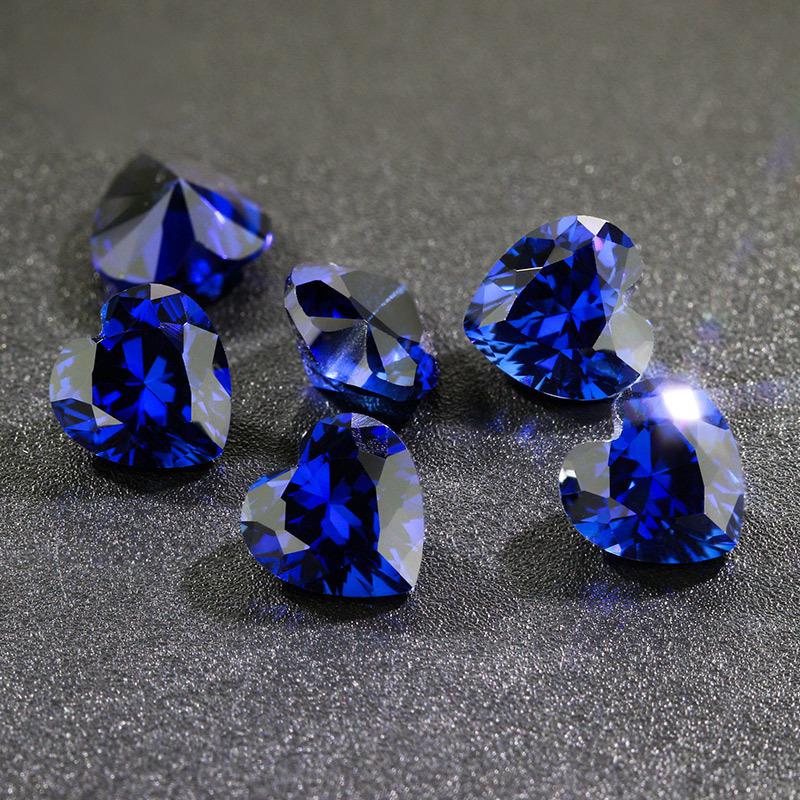 心形34#蓝刚玉裸石批发 人工合成兰宝石首饰戒面34号