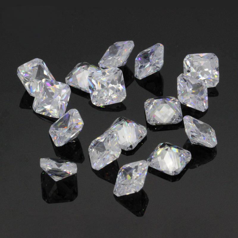 中间单孔正方形倒角车花尖底白色锆石裸石 宝石打孔带孔